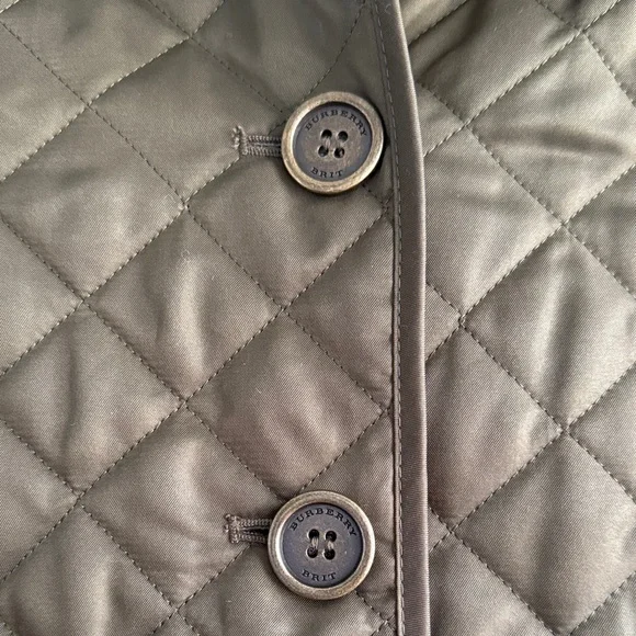 Burberry Quilted Utility Jacket in Olive - Picture 3 of 6